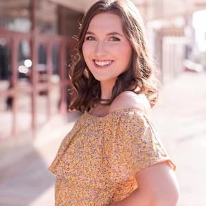 Meet your Posher, Katelyn